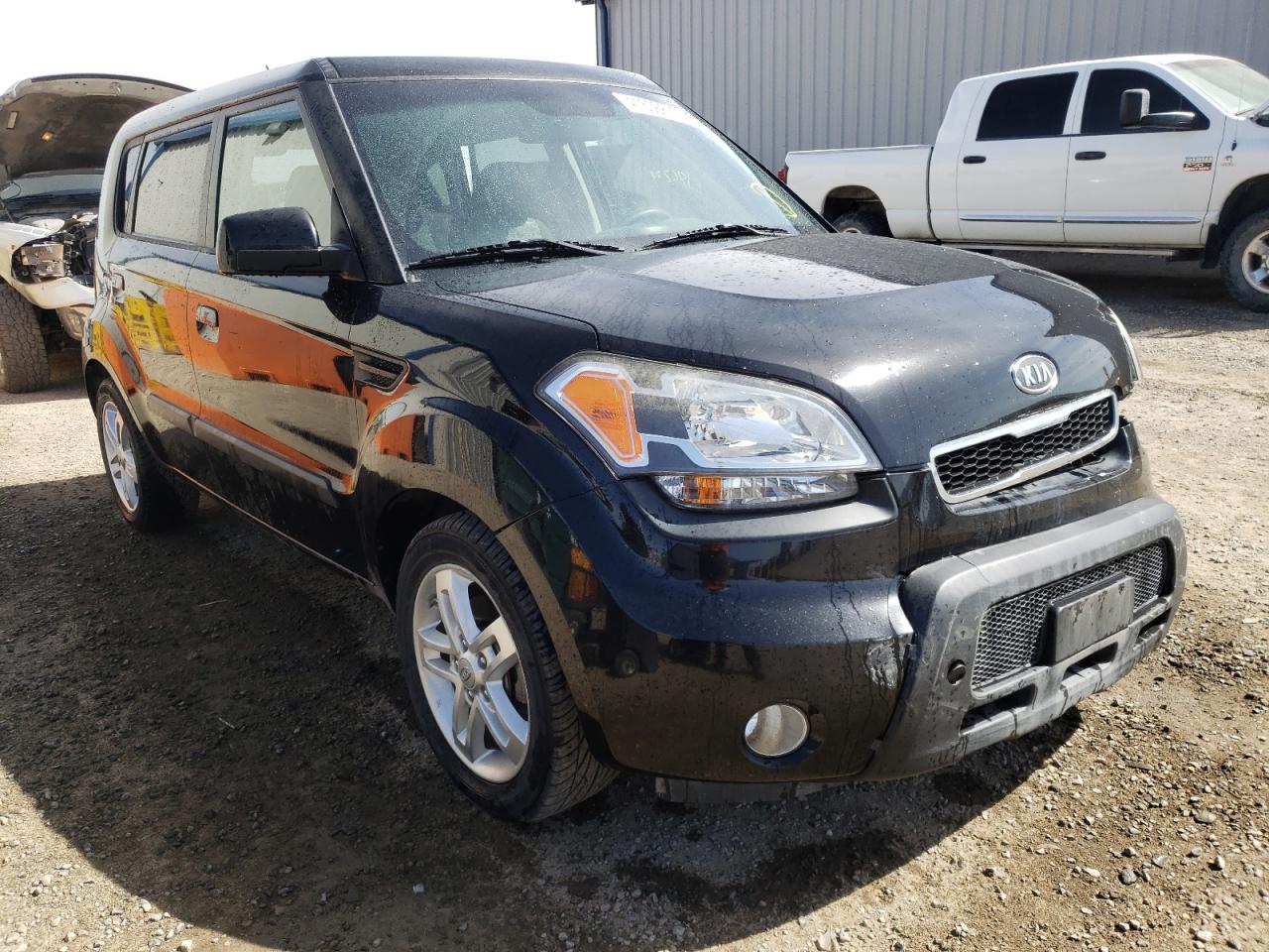 KIA SOUL + 2010 with VIN KNDJT2A2XA7122851 - Photo from auction
