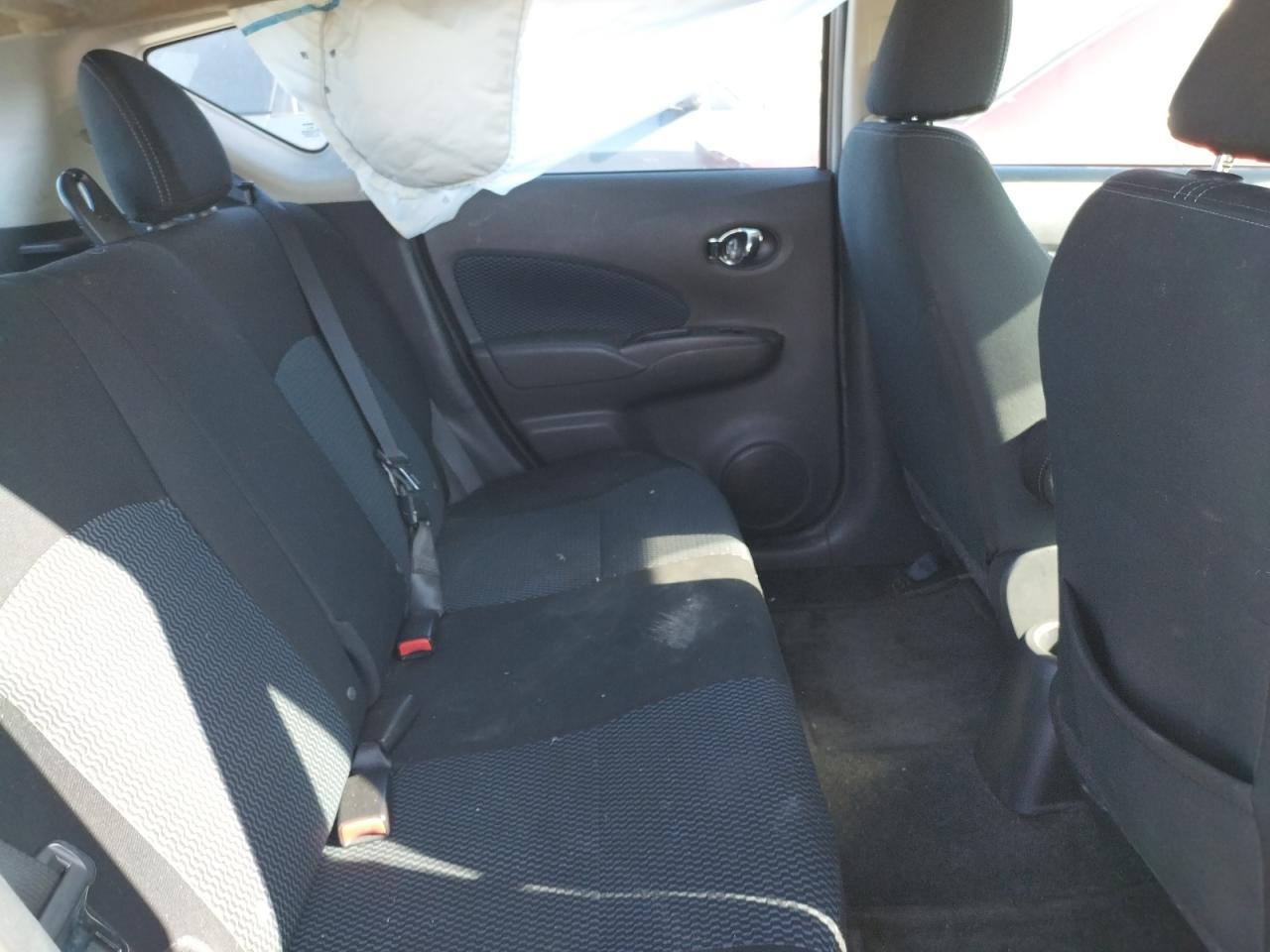 Photo 6 from auction – 2016 NISSAN VERSA NOTE with VIN 3N1CE2CP1GL383336