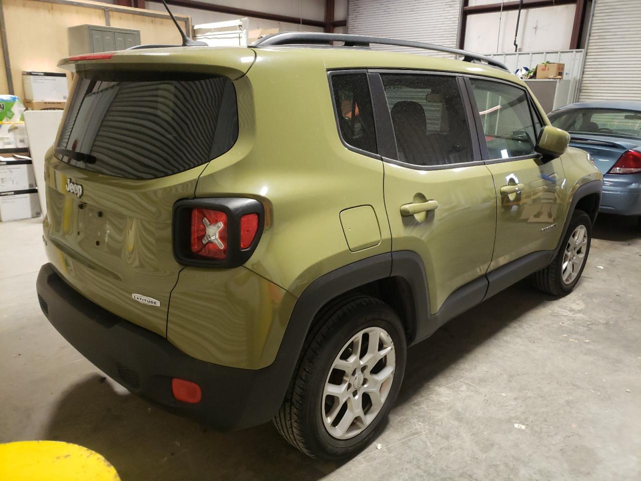 Photo 4 from auction – 2015 JEEP RENEGADE L with VIN ZACCJBBT6FPB84683