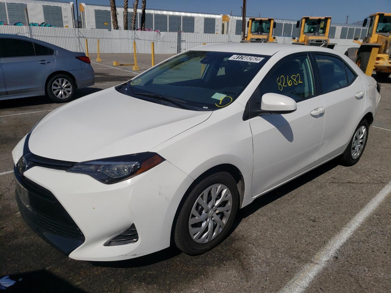 Photo 2 from auction – 2019 TOYOTA COROLLA L with VIN 5YFBURHEXKP897418