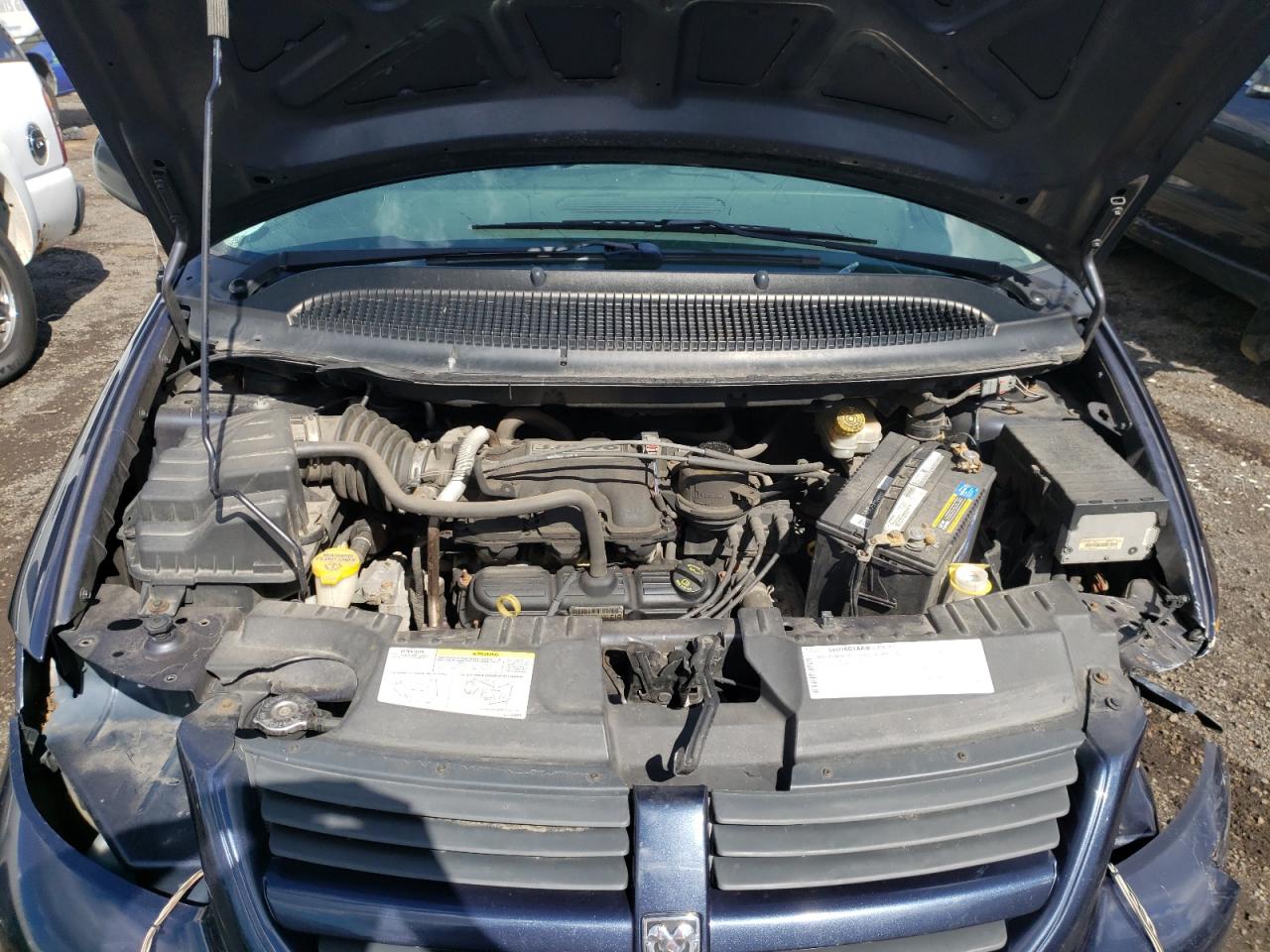 Photo 7 from auction – 2007 DODGE GRAND CARA with VIN 2D4GP44L27R241244