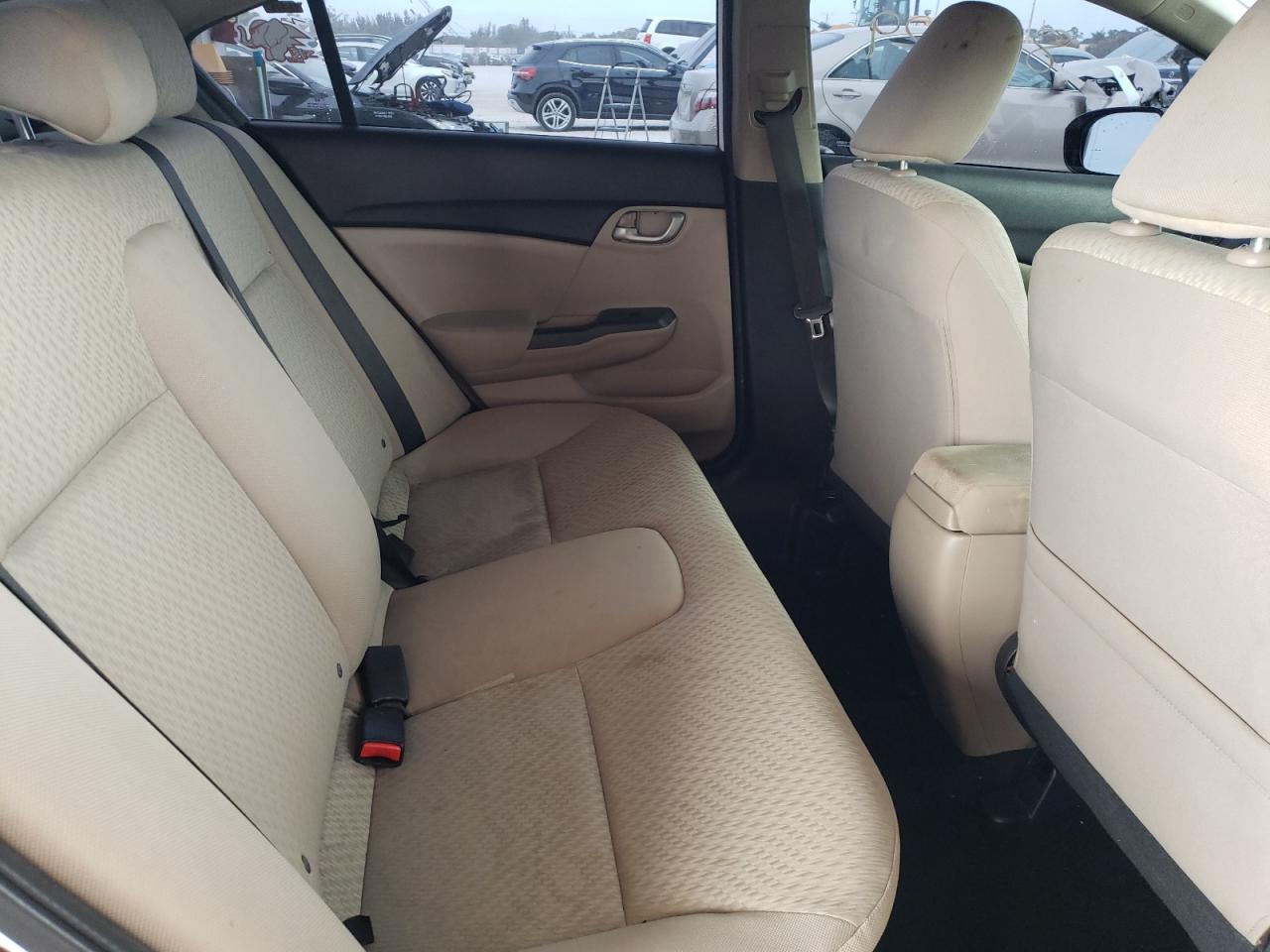 Photo 6 from auction – 2014 HONDA CIVIC LX with VIN 19XFB2F5XEE026526