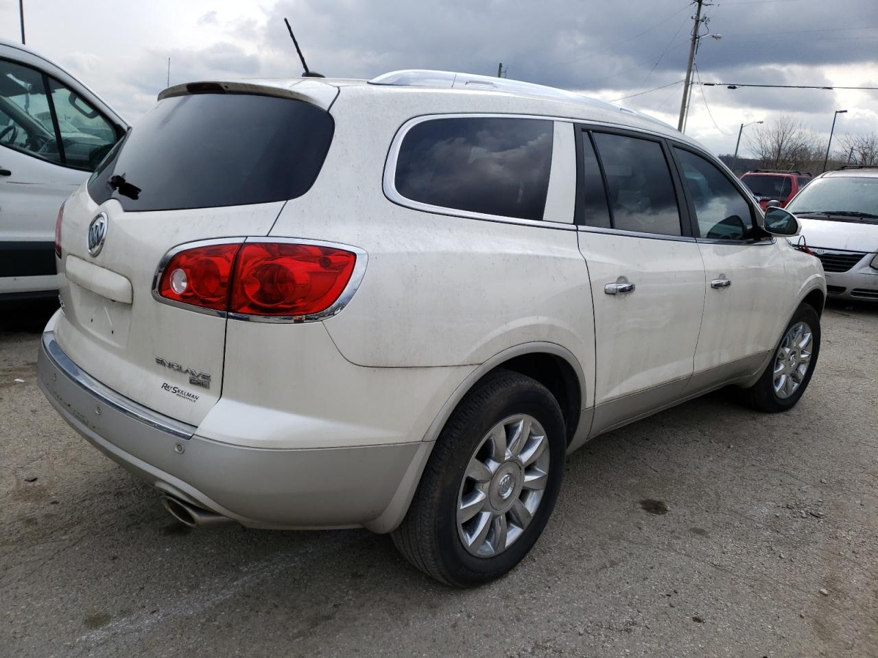 Photo 4 from auction – 2011 BUICK ENCLAVE CX with VIN 5GAKRBEDXBJ380100