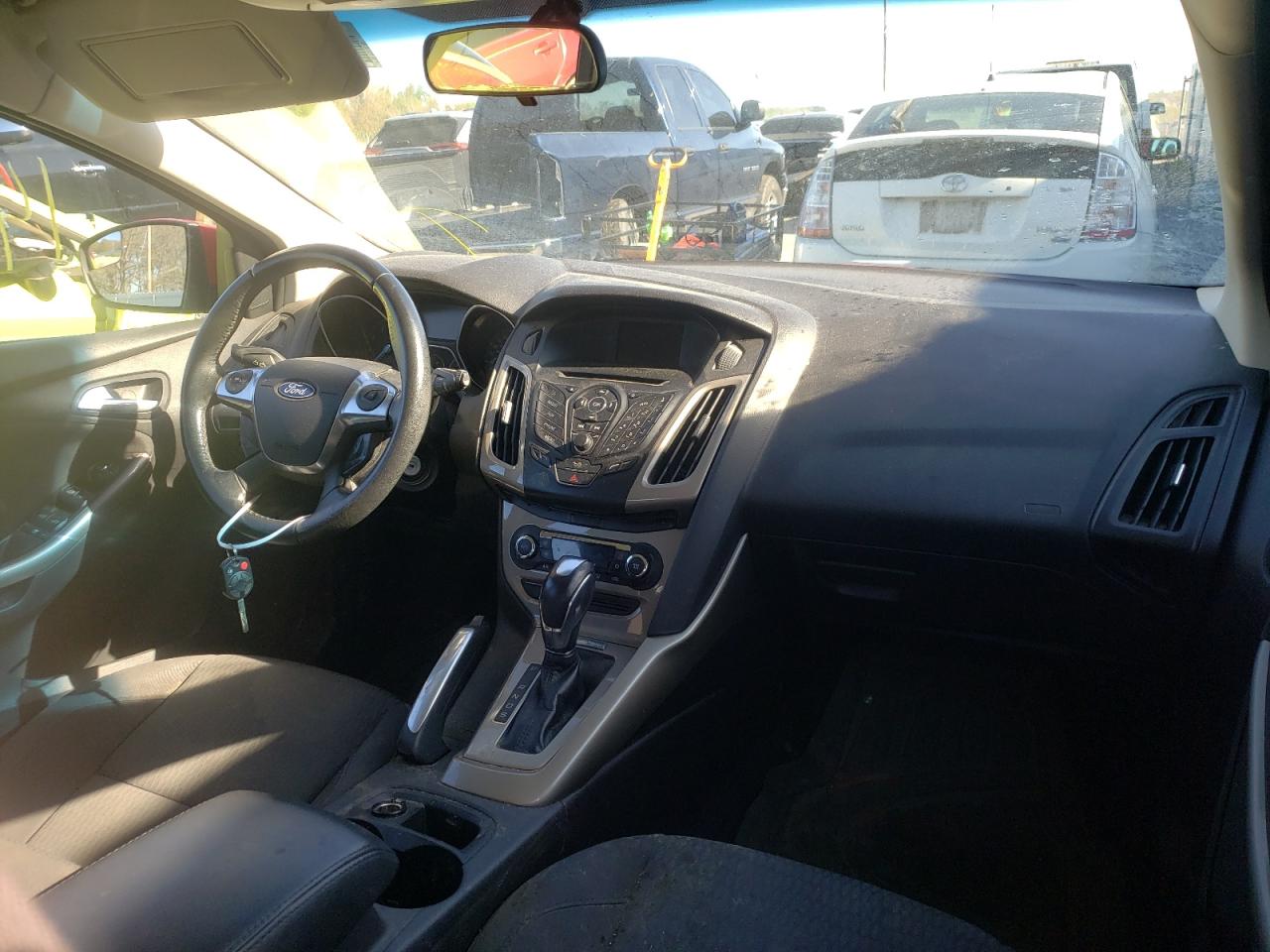 Фото 9 с аукциона – 2012 FORD FOCUS SEL с VIN 1FAHP3M20CL393440
