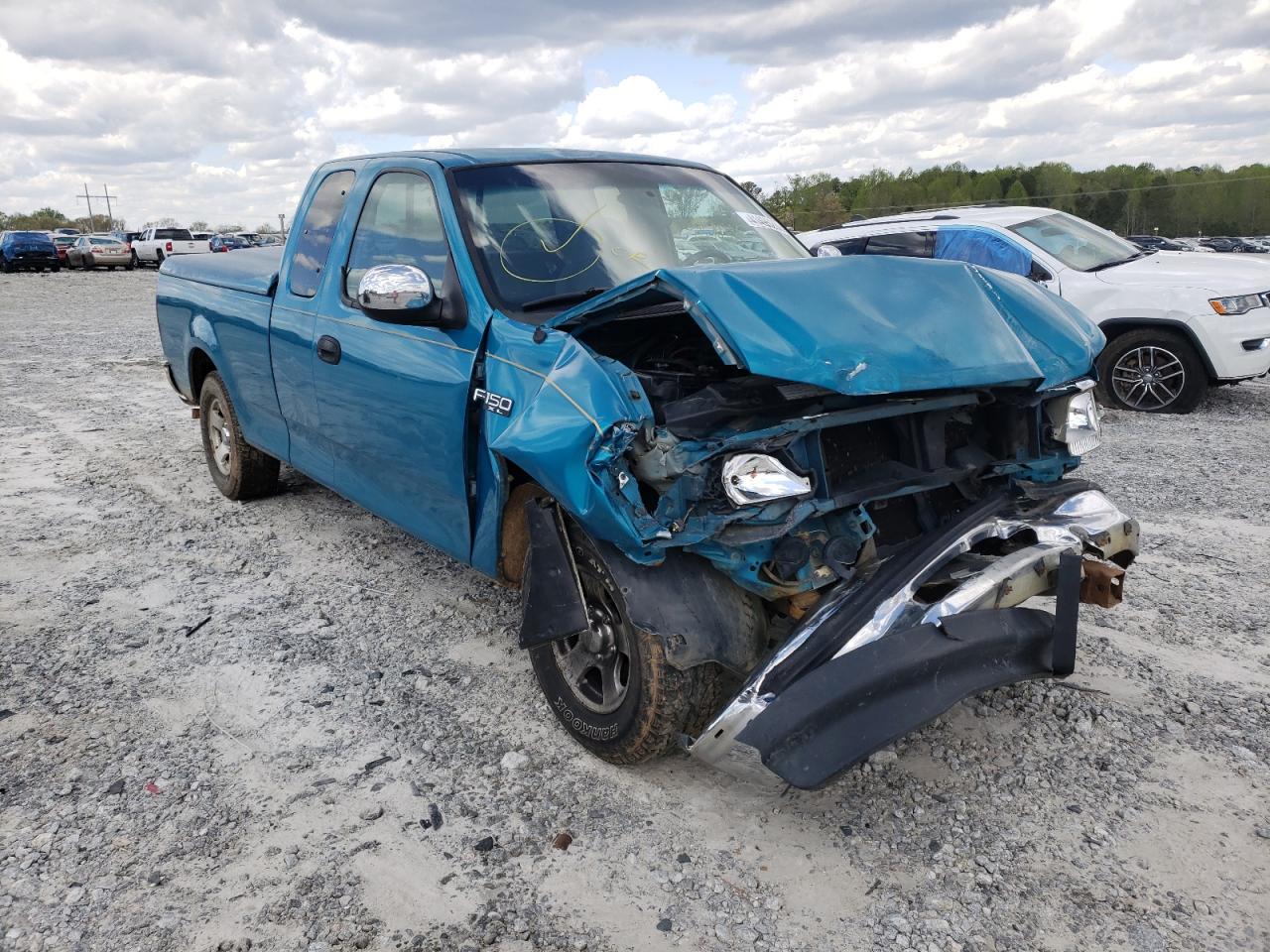 FORD F150 1997 with VIN 1FTDX1761VKB32452 - Photo from auction