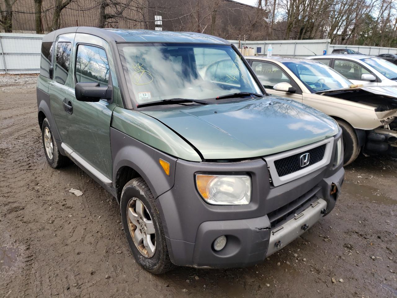 HONDA ELEMENT EX 2004 with VIN 5J6YH28674L027873 - Photo from auction