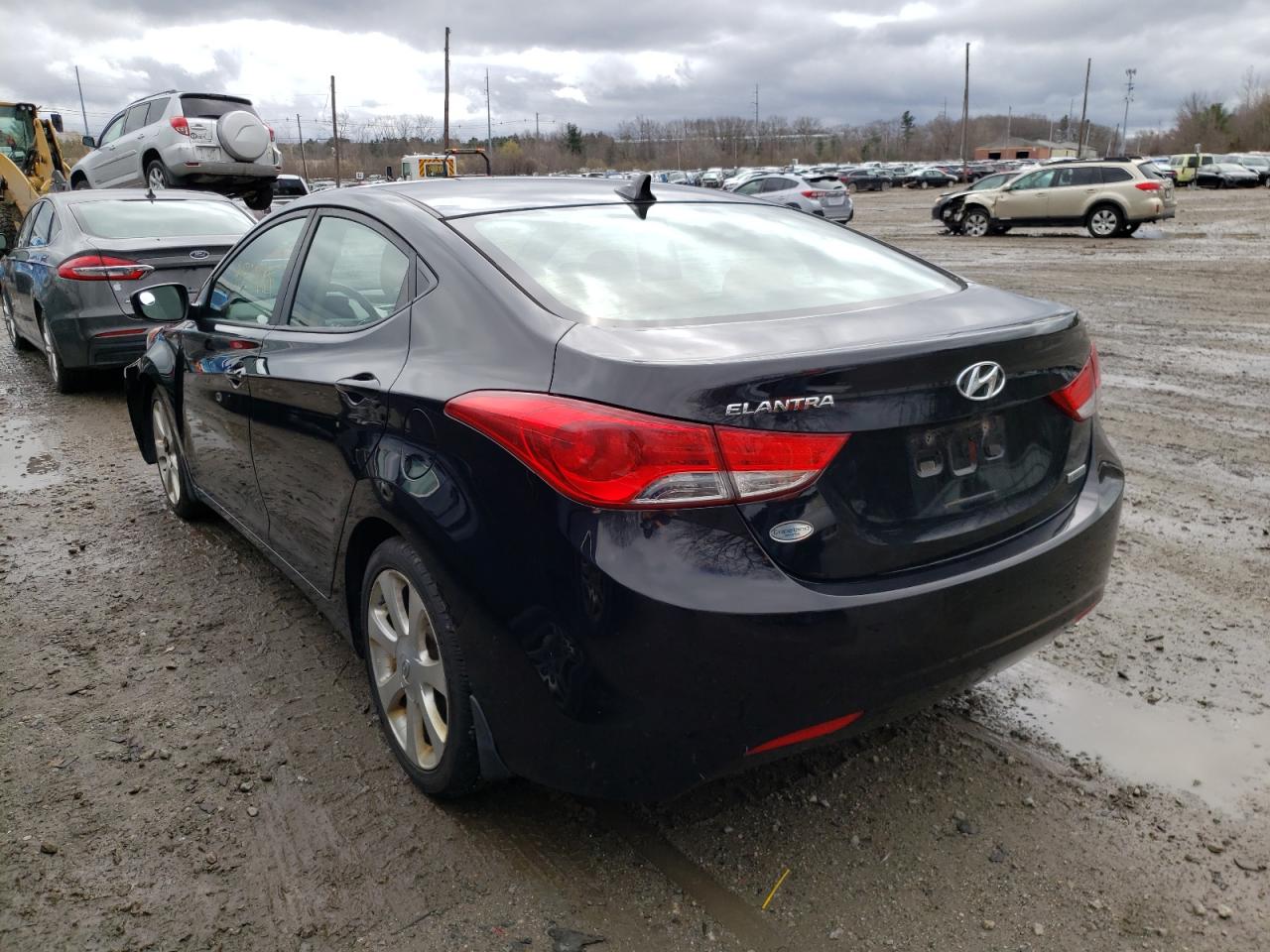 Photo 3 from auction – 2012 HYUNDAI ELANTRA GL with VIN 5NPDH4AE4CH150356