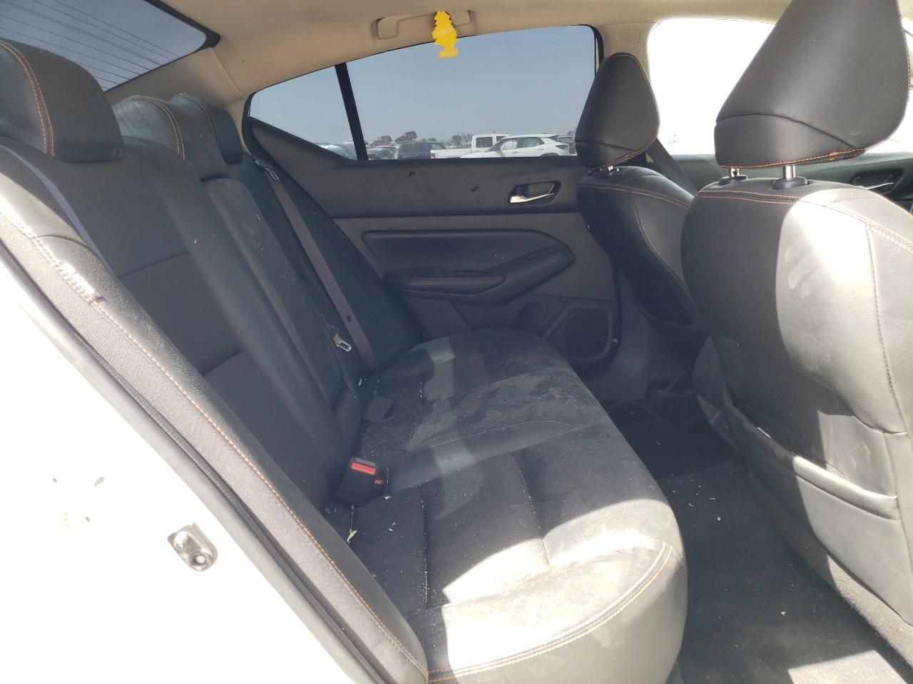 Photo 6 from auction – 2019 NISSAN ALTIMA SR with VIN 1N4BL4CV5KC191663