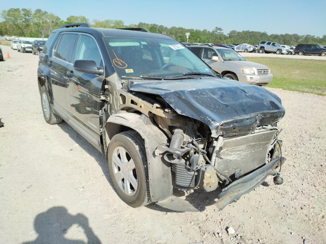 GMC TERRAIN SL 2014 with VIN 2GKFLSE3XE6268802 - Photo from auction