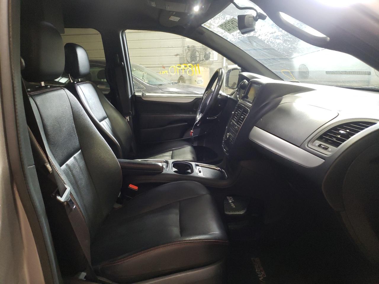 Photo 5 from auction – 2017 DODGE GRAND CARA with VIN 2C4RDGEG0HR798799