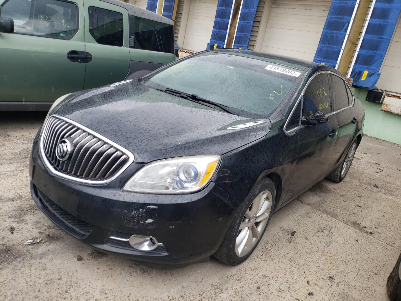 Photo 2 from auction – 2014 BUICK VERANO with VIN 1G4PP5SK0E4214147