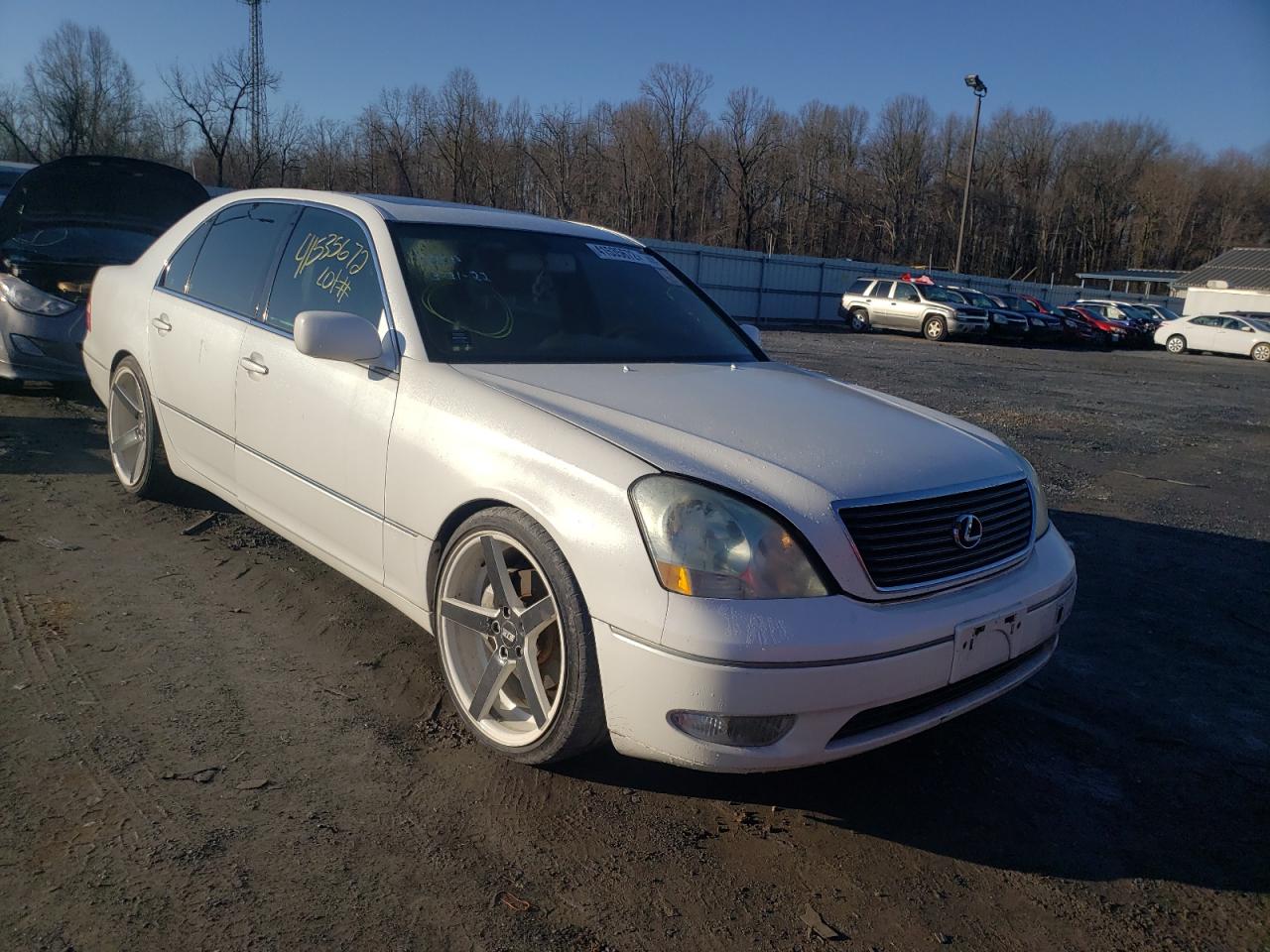 LEXUS LS 430 2001 with VIN JTHBN30F110014652 - Photo from auction