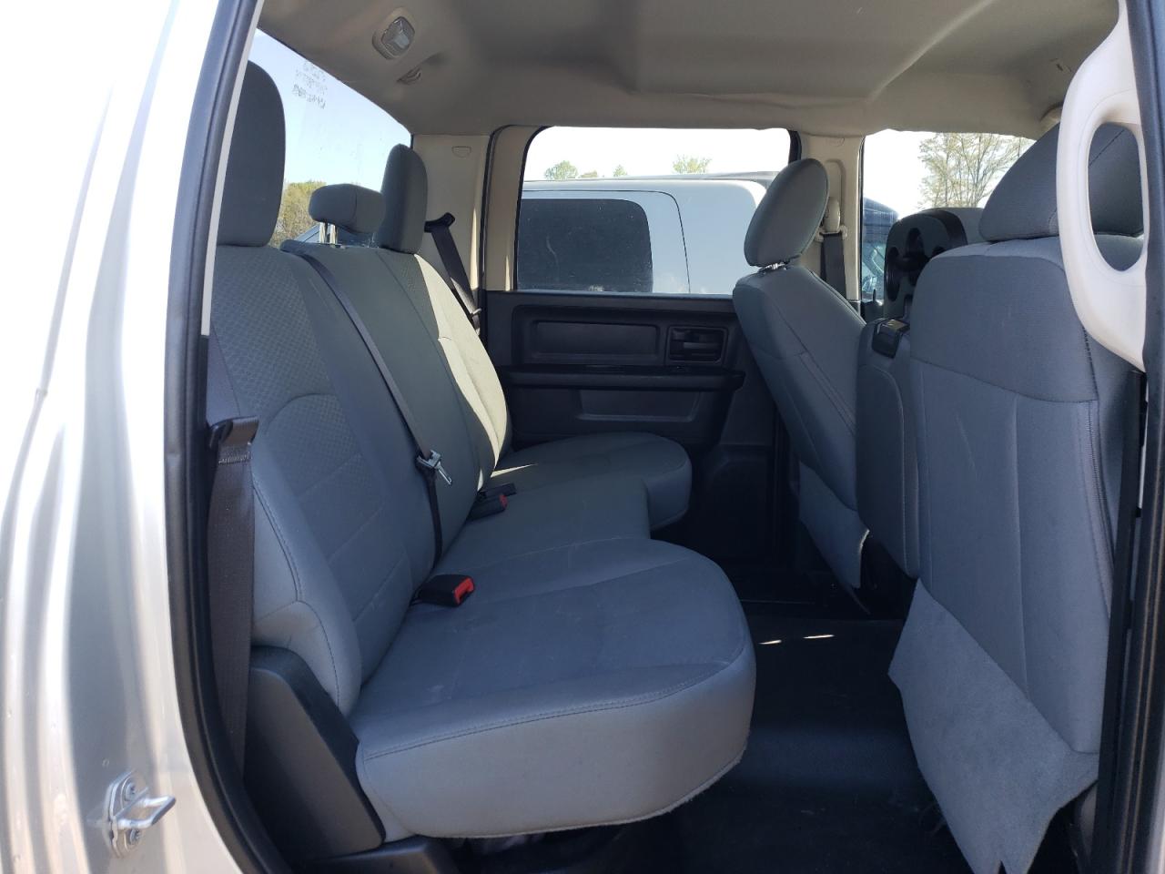 Photo 6 from auction – 2017 RAM 2500 ST with VIN 3C6UR5CL1HG517221