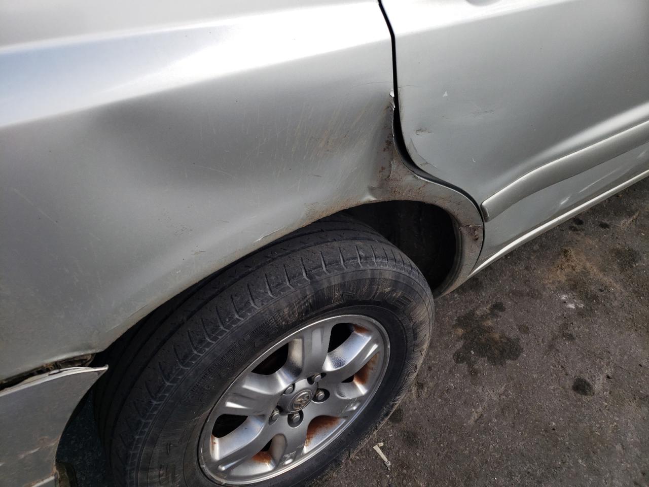 صورة رقم 9 من المزاد - 2005 TOYOTA HIGHLANDER مع VIN JTEGP21A850047826