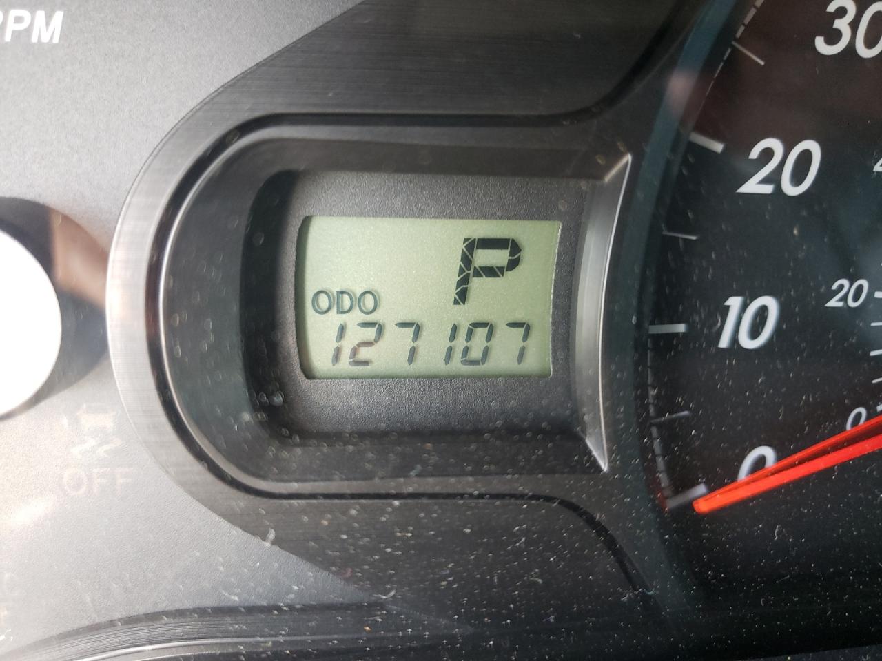 Photo 8 from auction – 2011 TOYOTA SIENNA LE with VIN 5TDKK3DC9BS162203