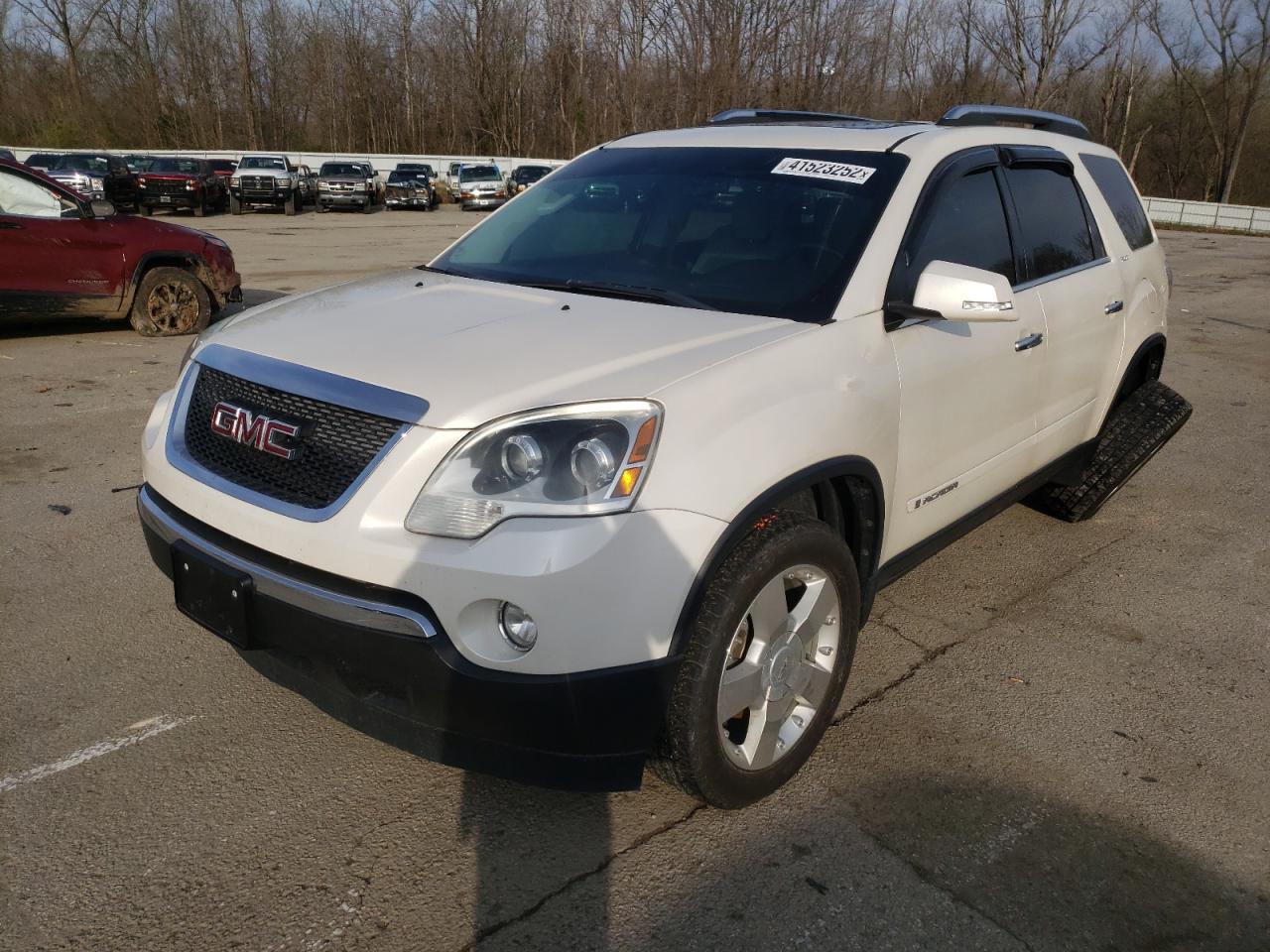 Photo 2 from auction – 2008 GMC ACADIA SLT with VIN 1GKER33748J141122
