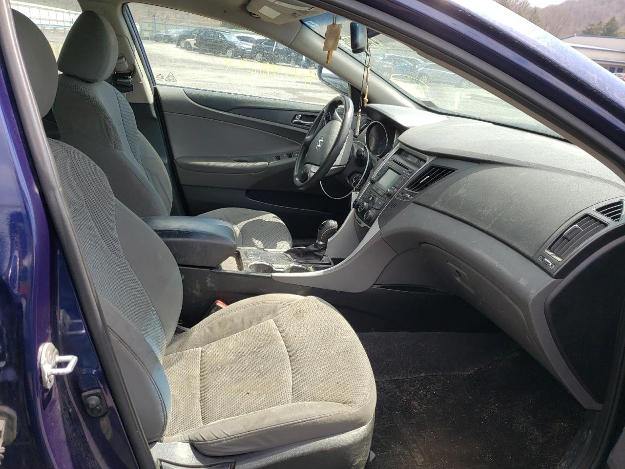 Photo 5 from auction – 2014 HYUNDAI SONATA GLS with VIN 5NPEB4AC9EH864023