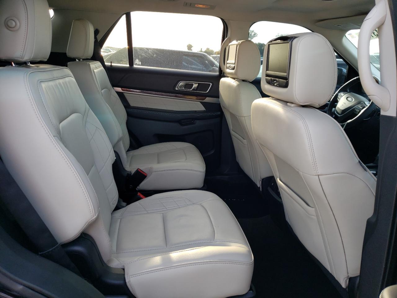 Photo 6 from auction – 2018 FORD EXPLORER P with VIN 1FM5K8HT1JGA40220