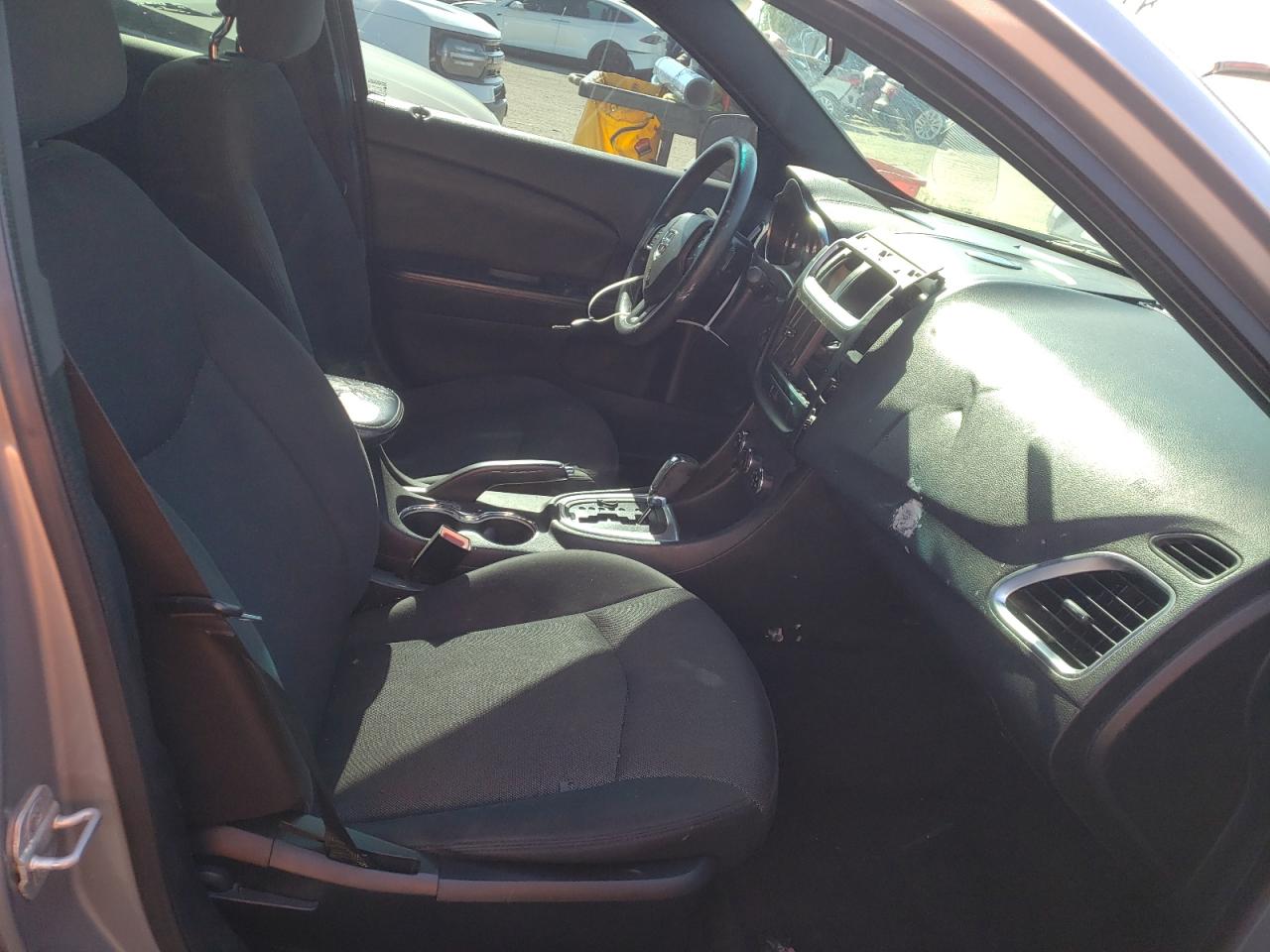 Photo 5 from auction – 2013 DODGE AVENGER SE with VIN 1C3CDZAB5DN645214