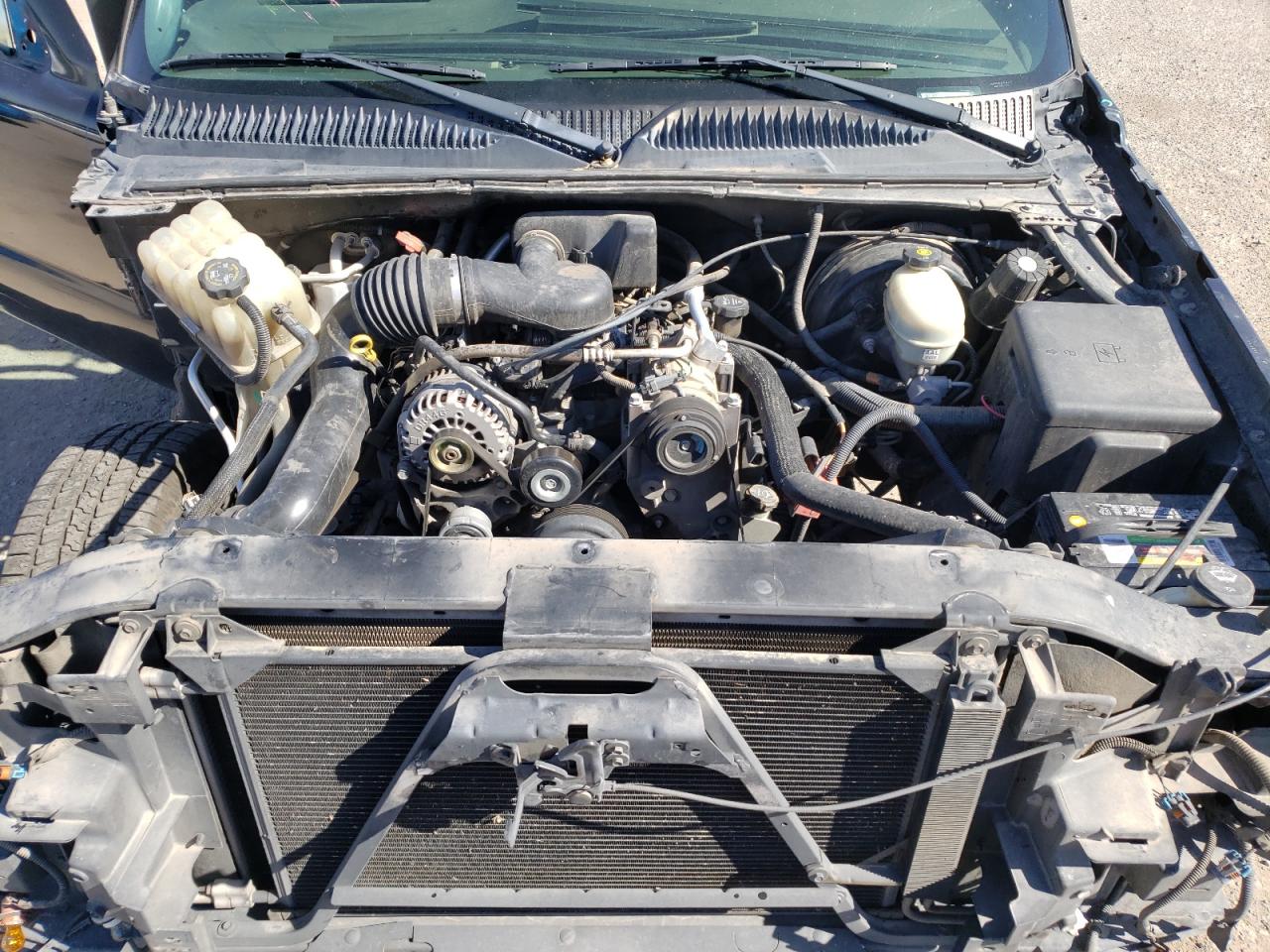 Photo 7 from auction – 2005 CHEVROLET SILVERADO with VIN 1GCEC19X15Z300314