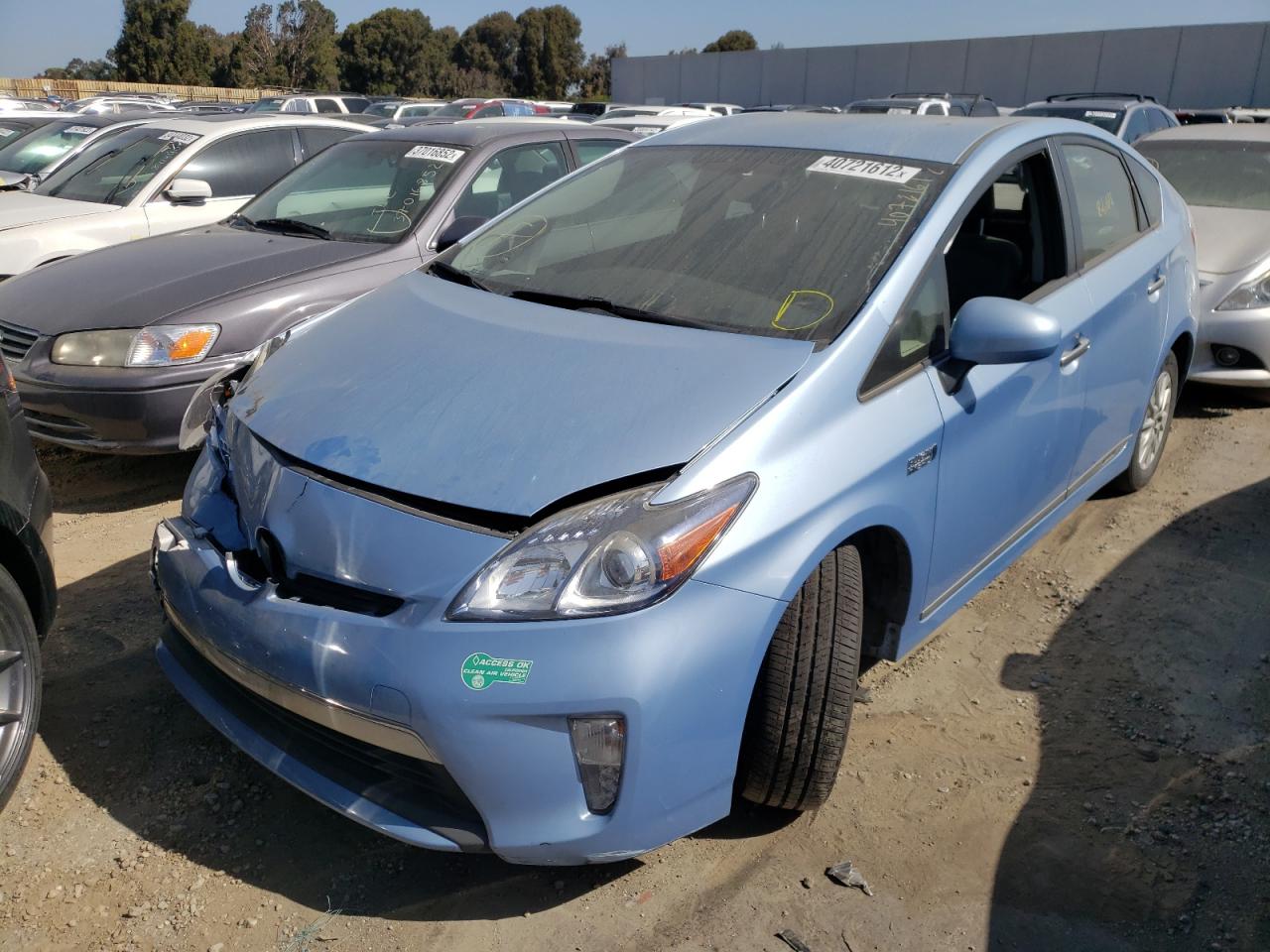 Photo 2 from auction – 2015 TOYOTA PRIUS PLUG with VIN JTDKN3DP3F3068223