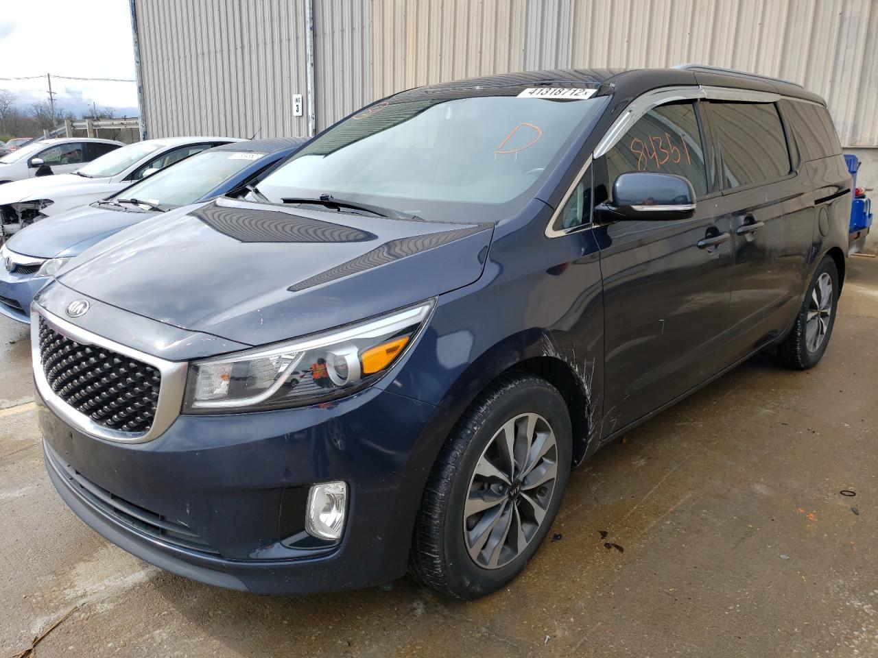 Photo 2 from auction – 2015 KIA SEDONA EX with VIN KNDMC5C15F6019532
