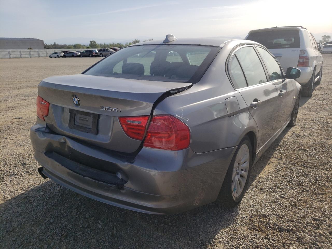 Photo 4 from auction – 2009 BMW 328 I SULE with VIN WBAPH57509NL77186