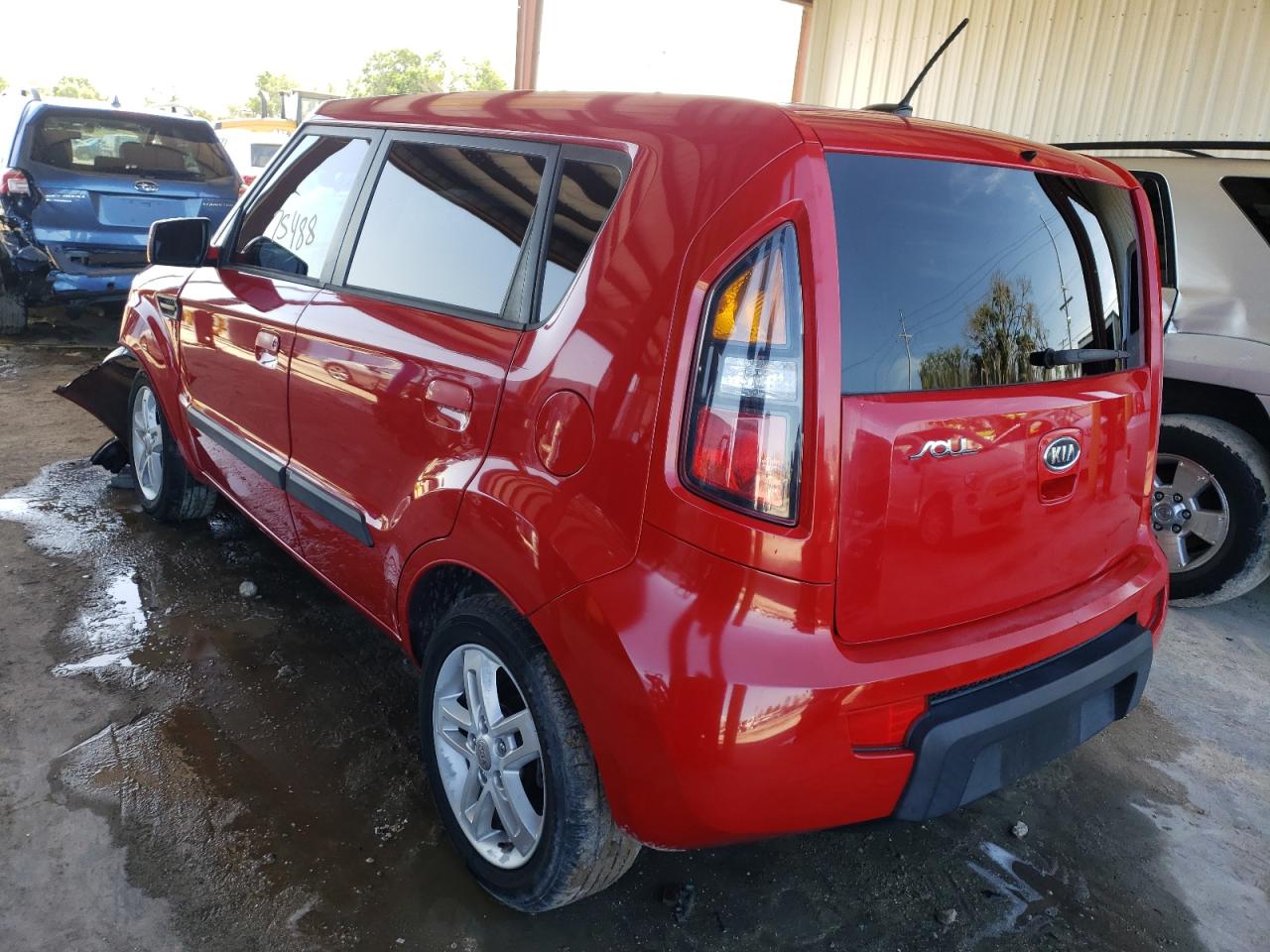 Photo 3 from auction – 2010 KIA SOUL + with VIN KNDJT2A26A7176437