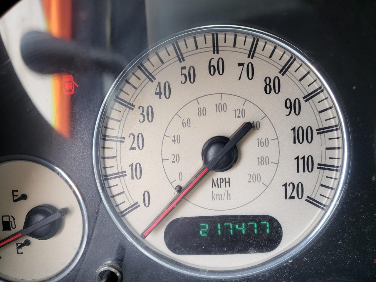 Photo 8 from auction – 2003 CHRYSLER TOWN & COU with VIN 2C4GP54L53R298048