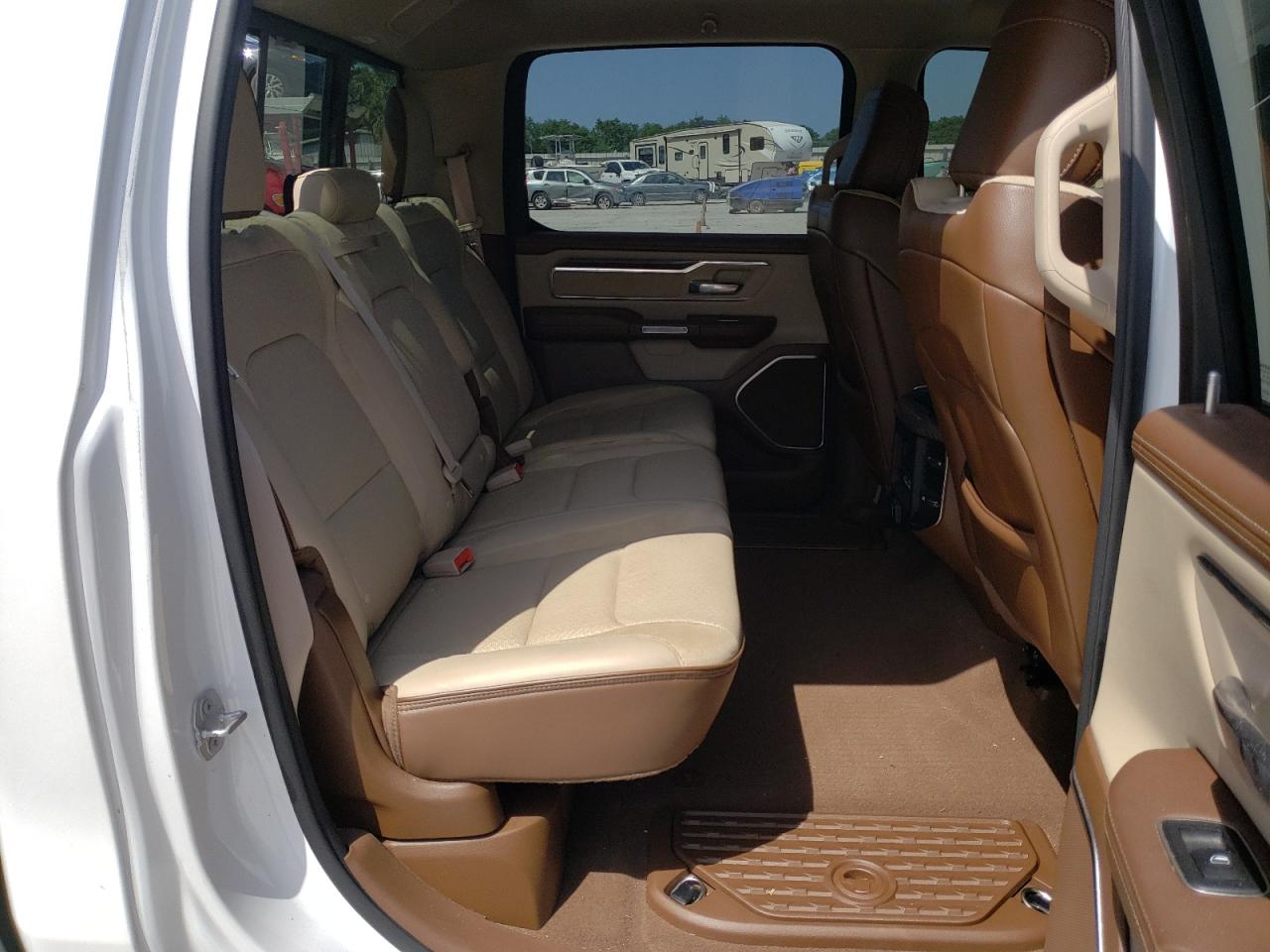 Photo 6 from auction – 2019 RAM 1500 LARAM with VIN 1C6SRFJT2KN861560