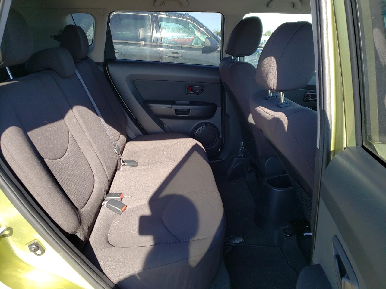 Photo 6 from auction – 2012 KIA SOUL with VIN KNDJT2A55C7398027
