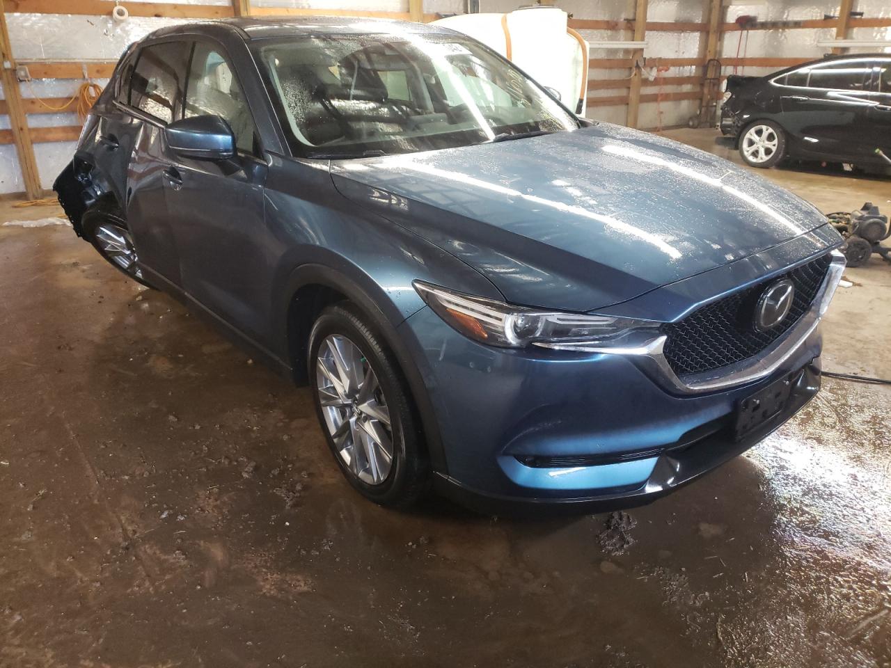 Photo 1 from auction – 2020 MAZDA CX-5 GRAND with VIN JM3KFBDM2L1812020