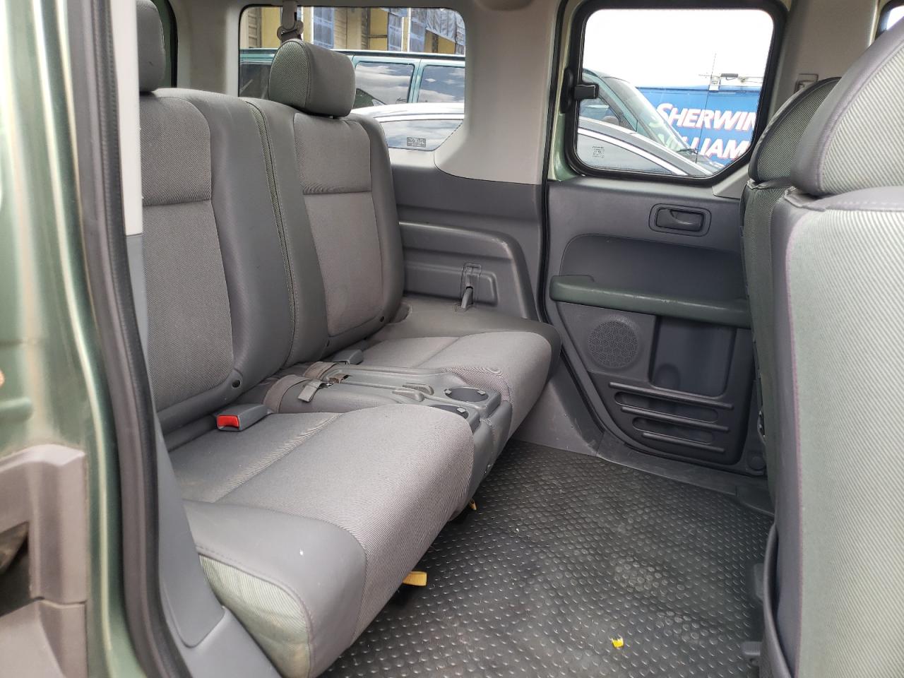 Photo 6 from auction – 2004 HONDA ELEMENT EX with VIN 5J6YH28554L027460