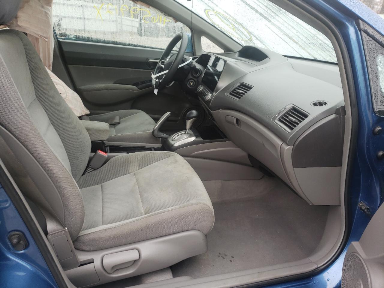 Photo 5 from auction – 2011 HONDA CIVIC LX with VIN 2HGFA1F56BH547158