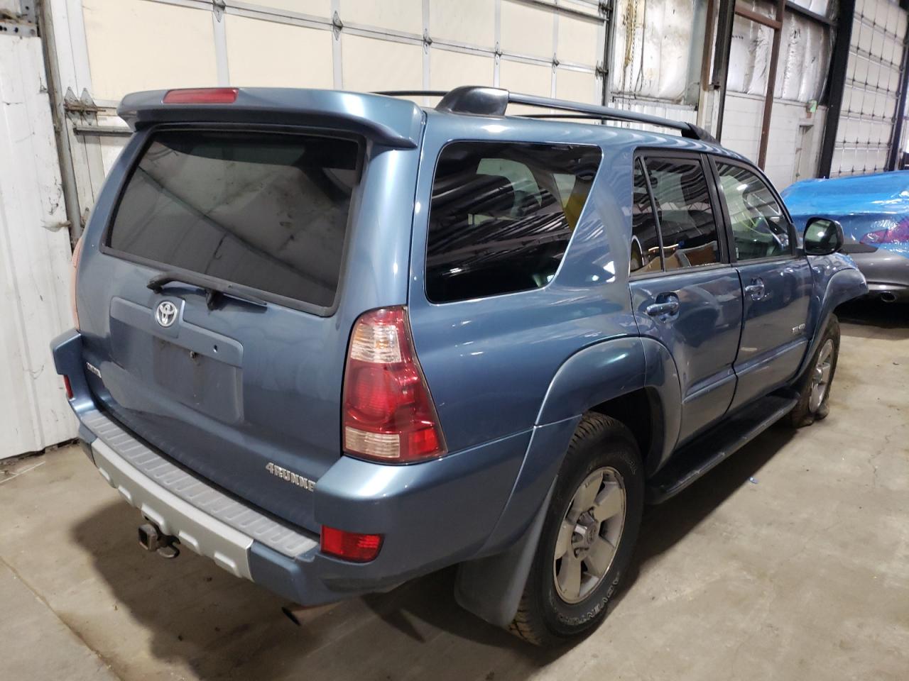 Photo 4 from auction – 2004 TOYOTA 4RUNNER SR with VIN JTEBU14R040043962