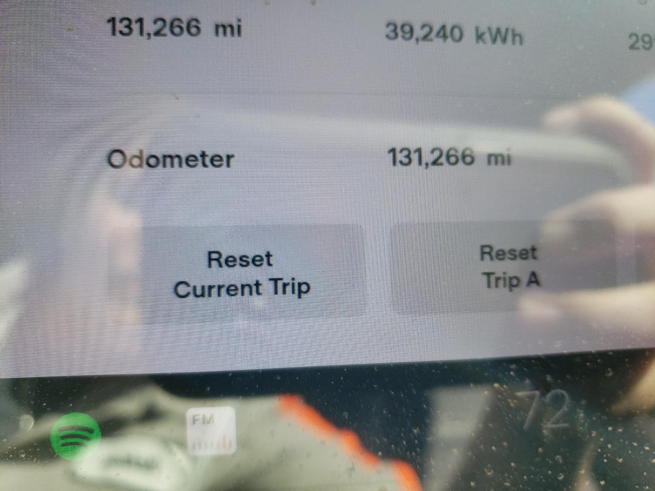 Photo 12 from auction – 2018 TESLA MODEL 3 with VIN 5YJ3E1EA4JF005887
