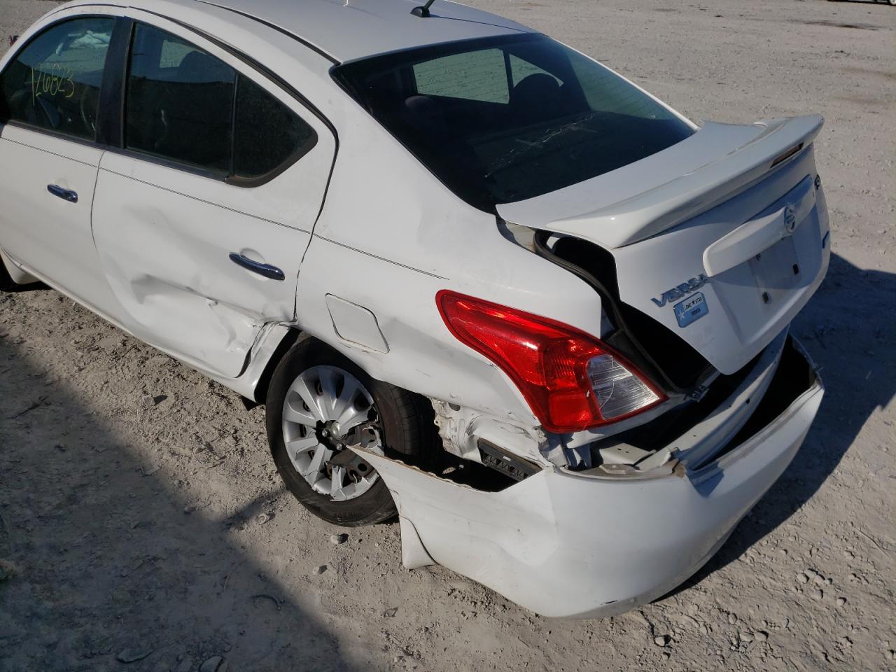Photo 9 from auction – 2013 NISSAN VERSA S with VIN 3N1CN7AP0DL820903