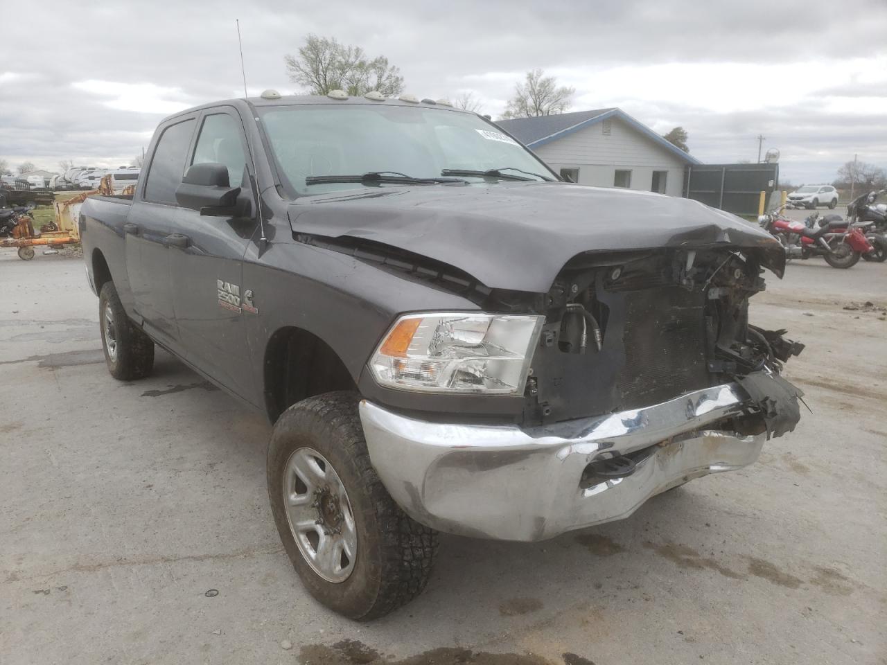 RAM 2500 ST 2015 with VIN 3C6UR5CL0FG712403 - Photo from auction