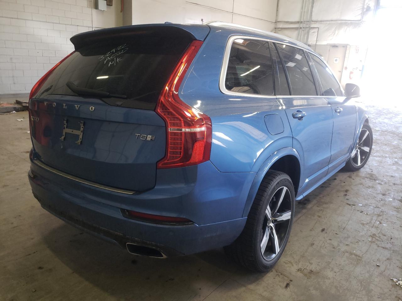 Photo 4 from auction – 2017 VOLVO XC90 T8 with VIN YV4BC0PM5H1105273
