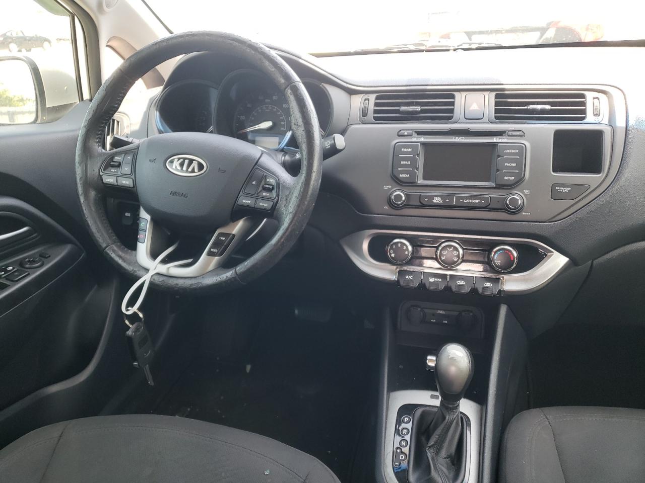 Photo 9 from auction – 2013 KIA RIO EX with VIN KNADN5A3XD6112524