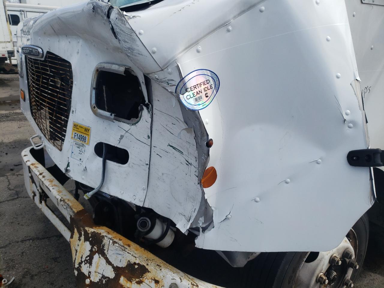 Photo 9 from auction – 2011 FREIGHTLINER CHASSIS M with VIN 4UZAAPDU3BCBD0521