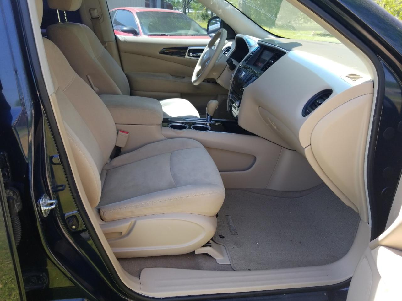 Photo 5 from auction – 2013 NISSAN PATHFINDER with VIN 5N1AR2MN3DC661386
