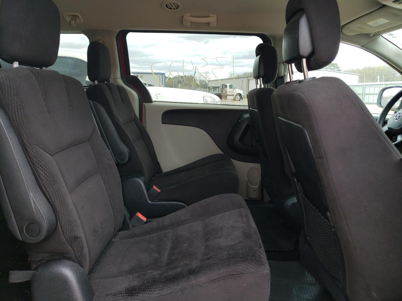 Photo 6 from auction – 2014 DODGE GRAND CARA with VIN 2C4RDGCG9ER213250