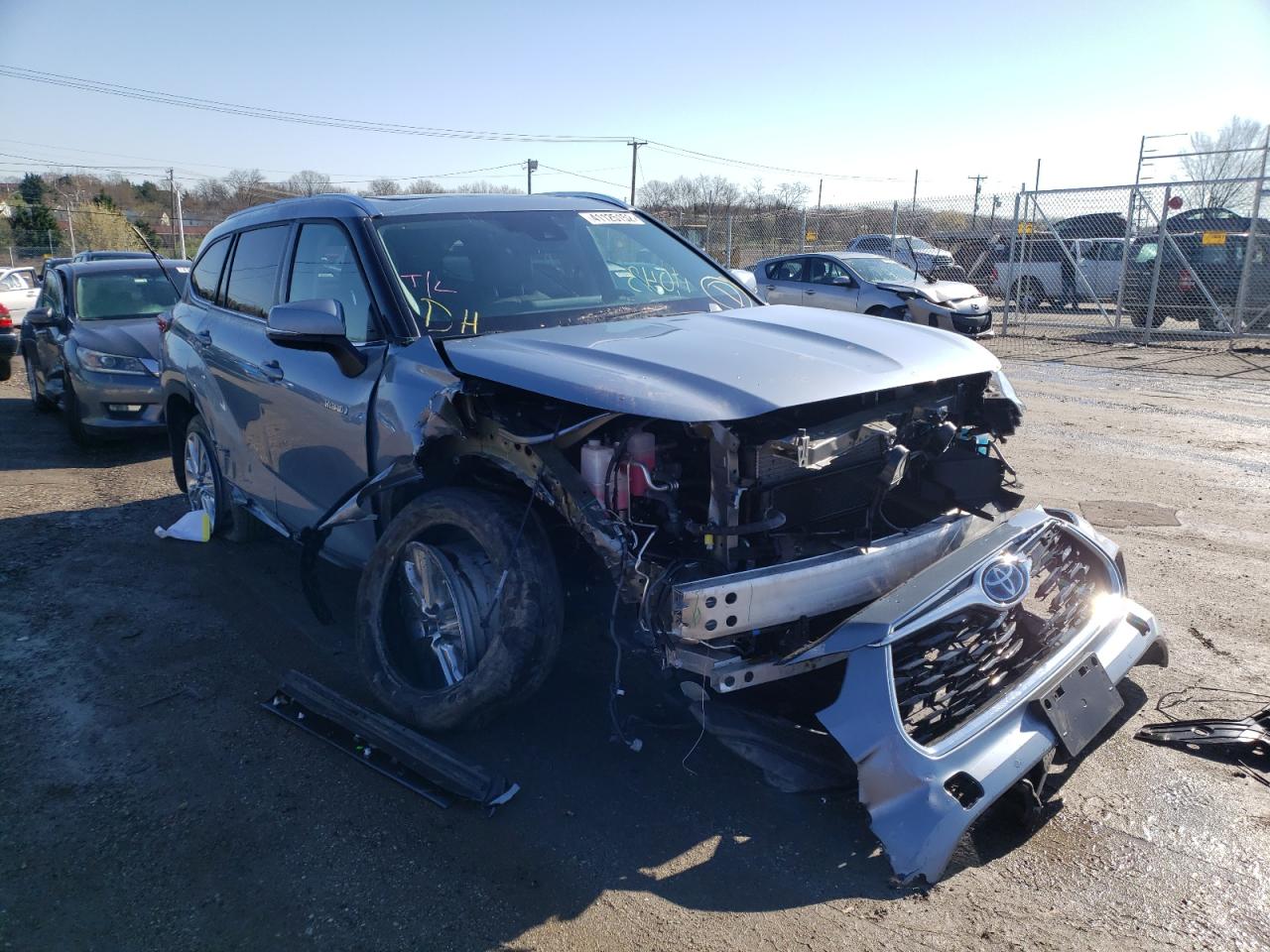 TOYOTA HIGHLANDER 2020 with VIN 5TDXBRCH6LS008099 - Photo from auction