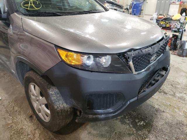 Photo 9 from auction – 2011 KIA SORENTO BA with VIN 5XYKTCA13BG153980