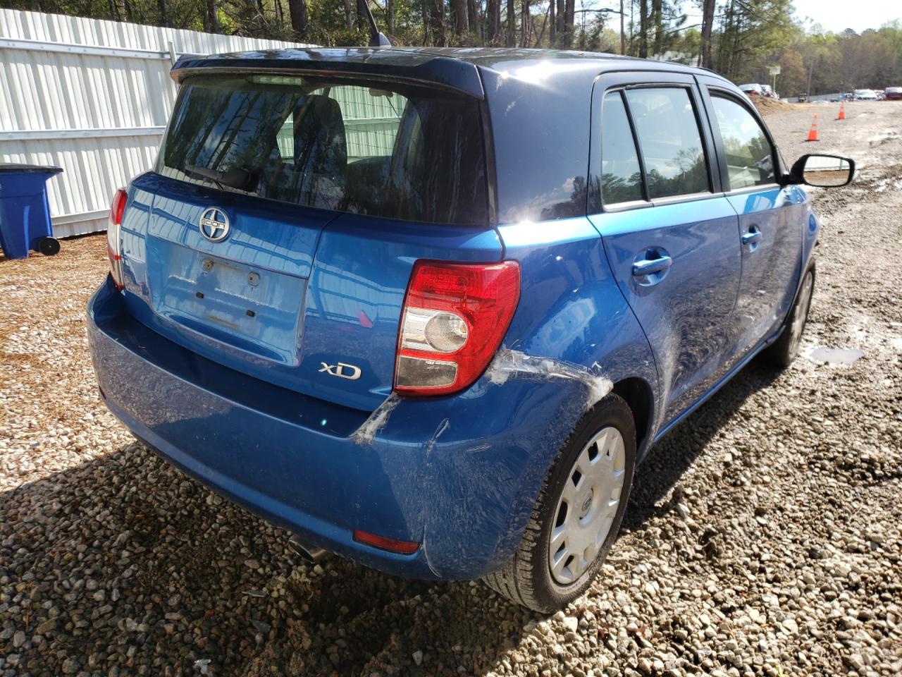 Photo 4 from auction – 2013 TOYOTA SCION XD with VIN JTKKUPB41D1033491