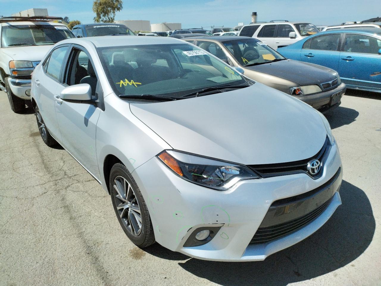 TOYOTA COROLLA L 2016 with VIN 5YFBURHE1GP465260 - Photo from auction