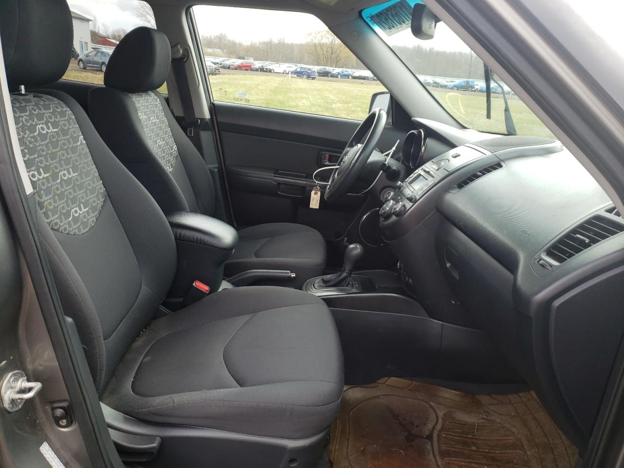Photo 5 from auction – 2011 KIA SOUL with VIN KNDJT2A20B7236617