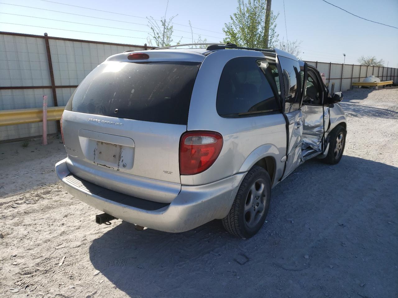 Photo 4 from auction – 2002 DODGE GRAND CARA with VIN 2B8GP54L62R795040