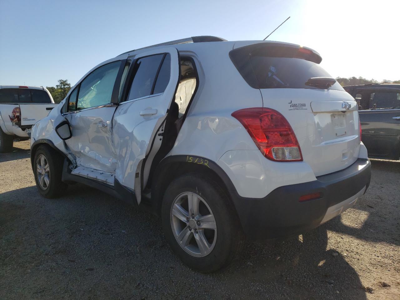 Photo 3 from auction – 2016 CHEVROLET TRAX 1LT with VIN 3GNCJLSBXGL198648